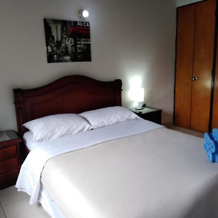 Hostal Norma101 Богота Екстериор снимка